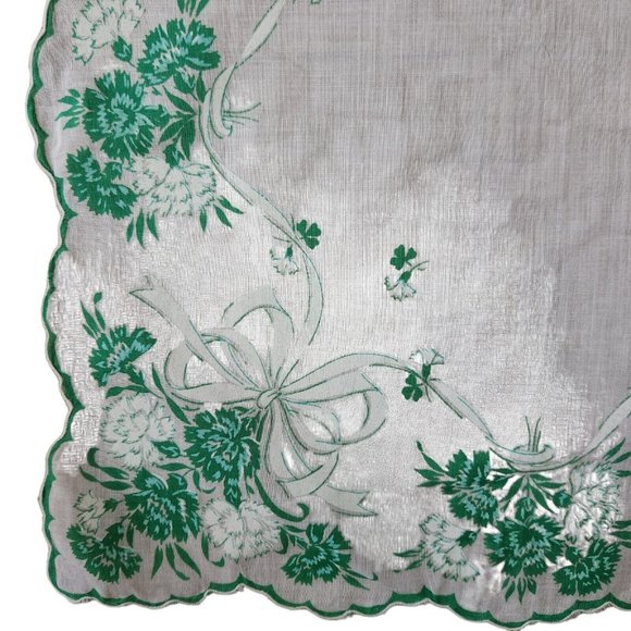 Vintage White and Green Floral Ribbons and Bows Hankie Scalloped Edges - Picture 5 of 6